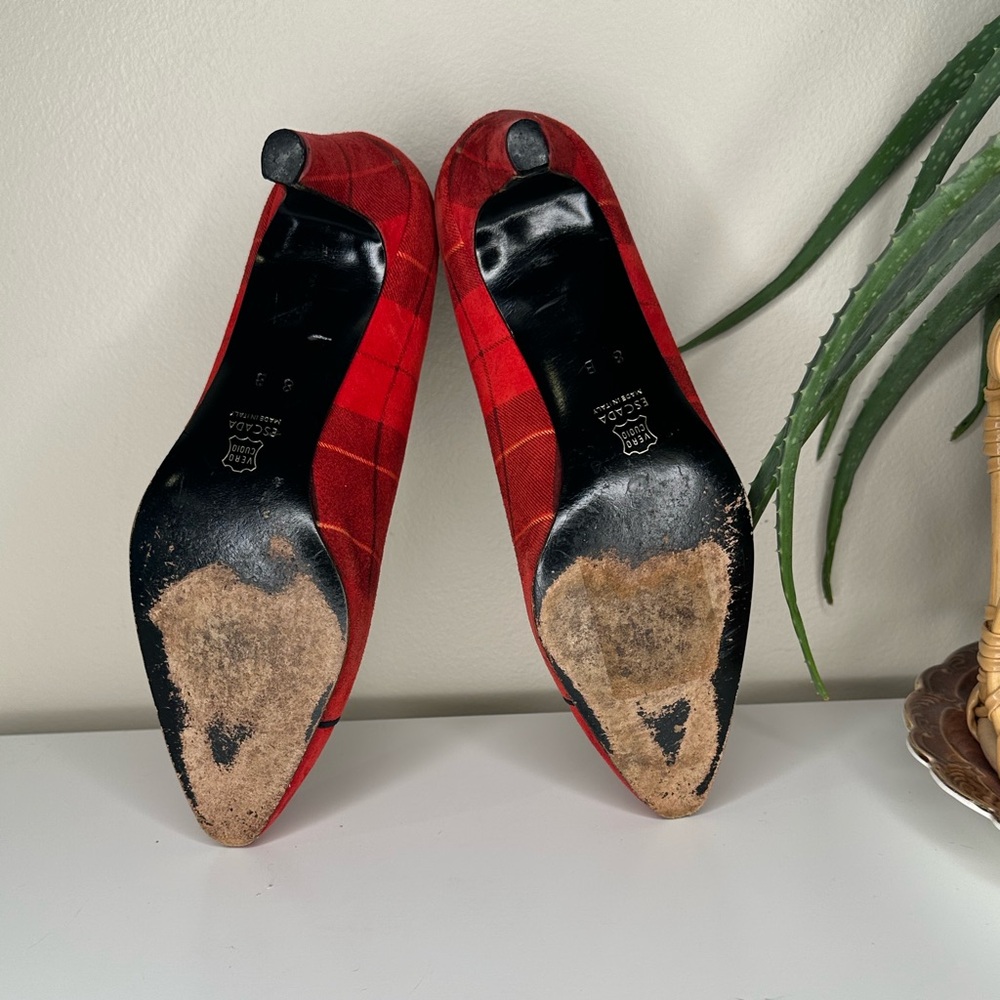 Vintage ESCADA Red Plaid Suede Kitten Heels Pumps 8 B Made in Italy Leather Sole - Picture 7 of 13